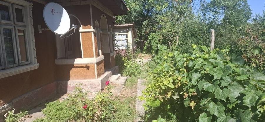 Casă cu 2 camere în Lehliu