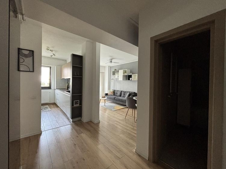 Apartament cu 2 camere decomandat în Central
