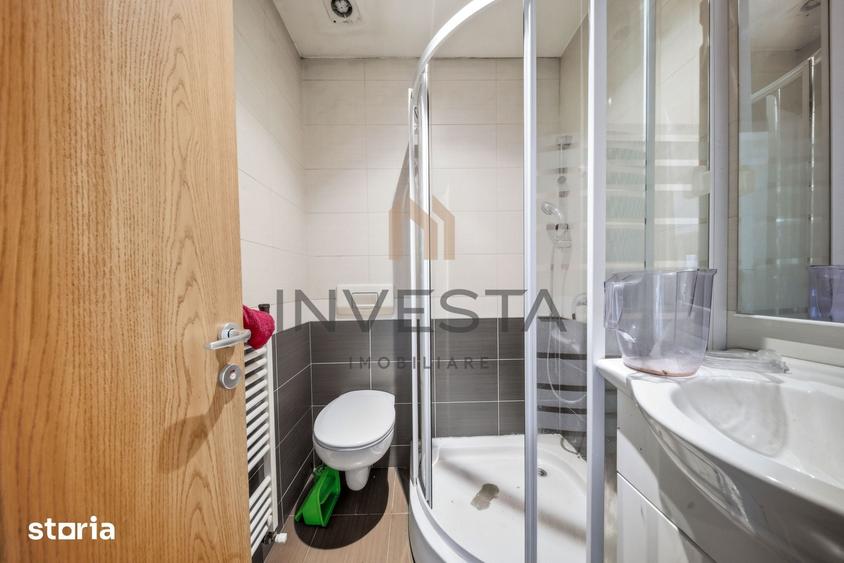 Casă cu 6 camere cu Teren 1150 Mp în Europa