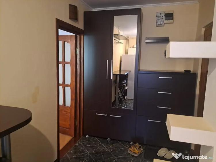 Apartament cu 2 camere semidecomandat în Păcurari