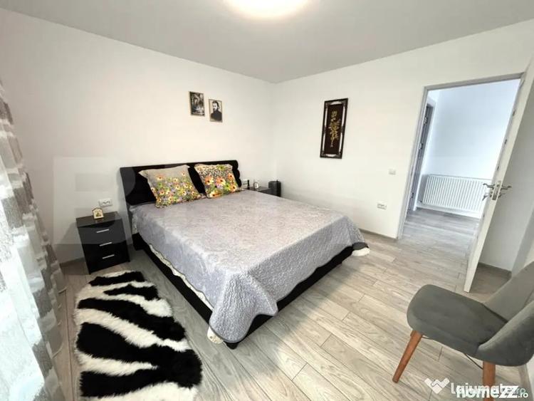 Casă cu 4 camere cu Teren 1000 Mp în Săcueni