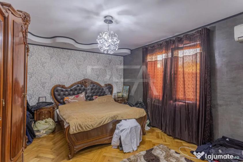 Casă cu 5 camere cu Teren 400 Mp în Apărătorii Patriei