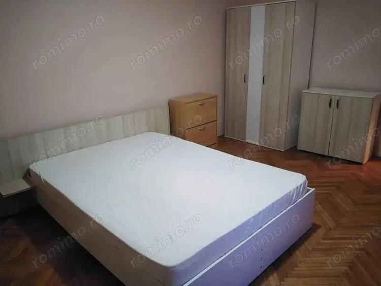 Garsonieră decomandată în 13 Septembrie