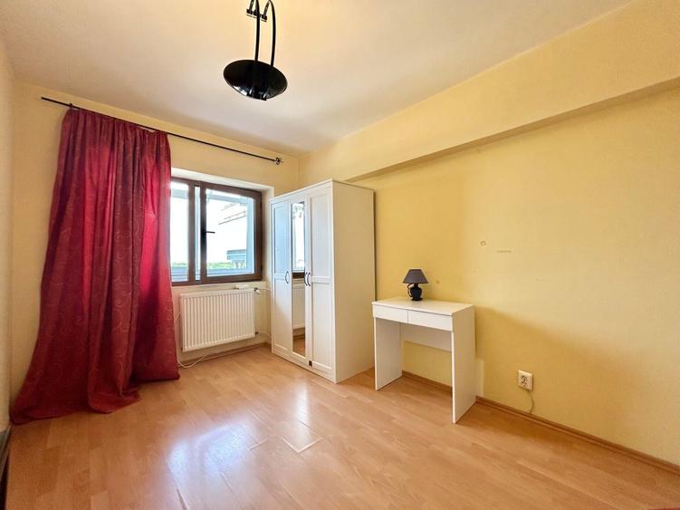Apartament cu 3 camere decomandat, mobilat în 1 Mai