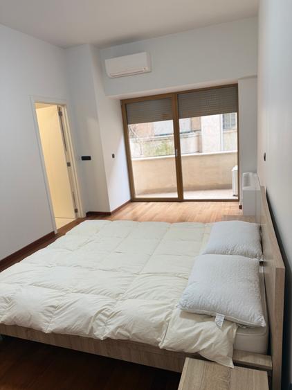 Apartament cu 5 camere decomandat, mobilat în Primăverii
