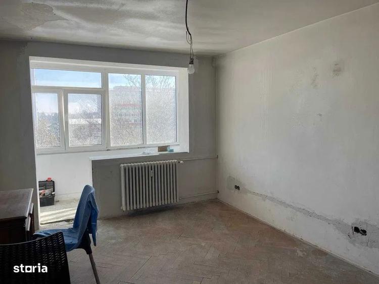 Apartament cu 2 camere semidecomandat în Jilava