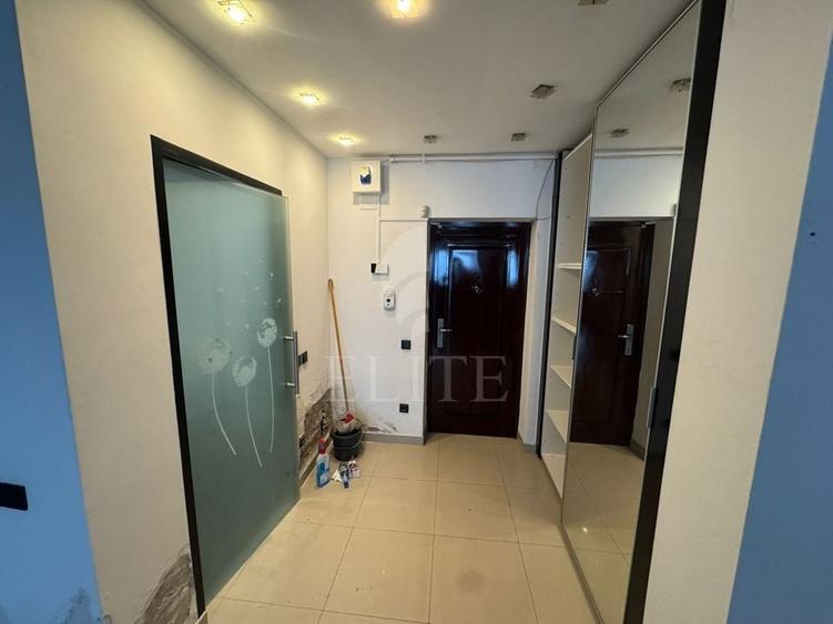 Apartament cu 2 camere semidecomandat, mobilat în Zorilor