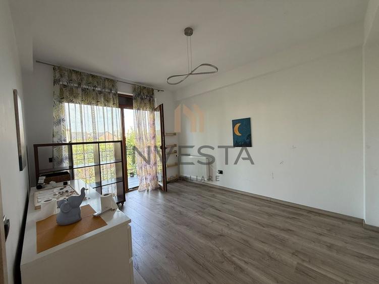 Duplex cu 4 camere cu Canalizare în Borhanci