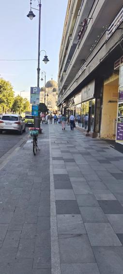 Spațiu comercial, de 64 mp, în Ultracentral