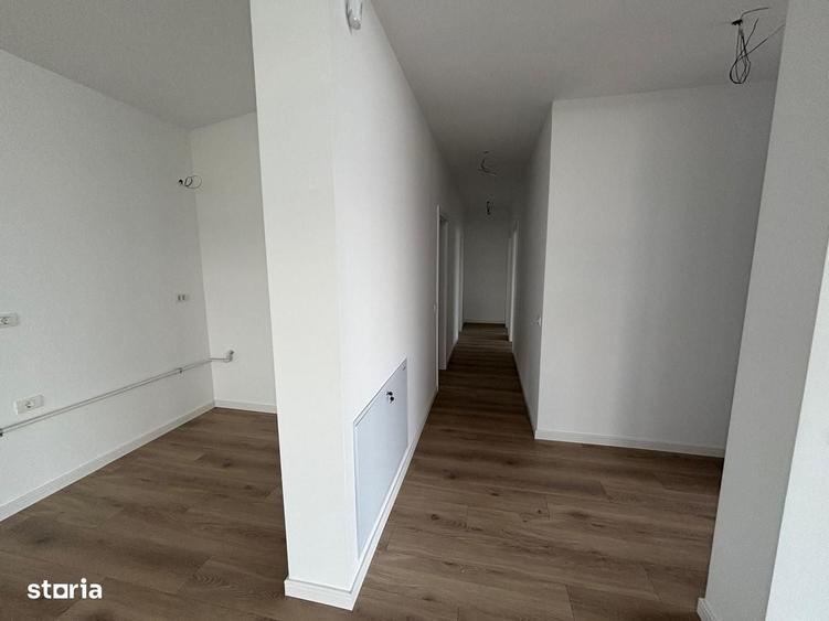 Casă cu 3 camere în Rahova