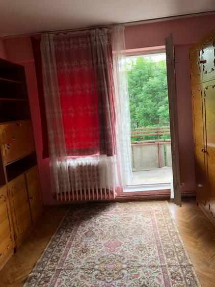 Apartament cu 2 camere decomandat în Tudor