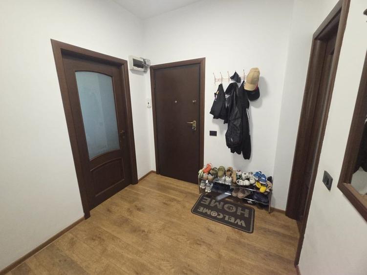 Apartament cu 2 camere decomandat în Hărmanului