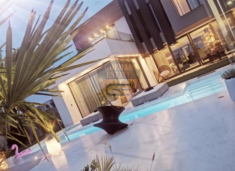 Casă individuală cu 7 camere cu Canalizare în Tomis Plus