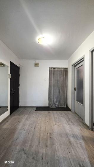 Apartament cu 4 camere, mobilat în Rahova