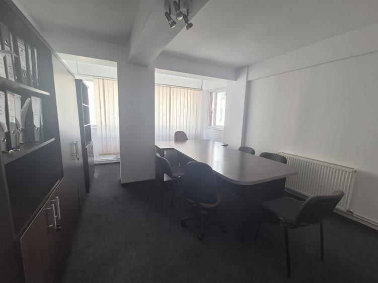 Apartament cu 2 camere decomandat în Muncii