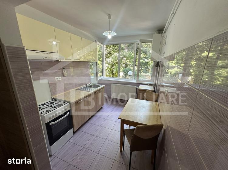 Apartament cu 2 camere decomandat în Cornișa