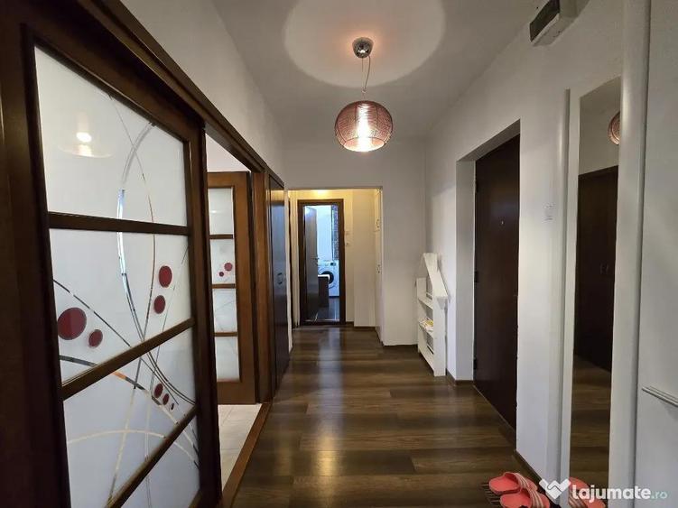 Apartament cu 2 camere decomandat, mobilat în P-ța Muncii