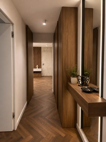 Apartament cu 3 camere semidecomandat, mobilat în Ștefan cel Mare
