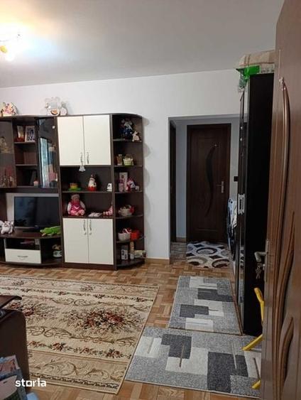 Apartament cu 2 camere semidecomandat în Gară