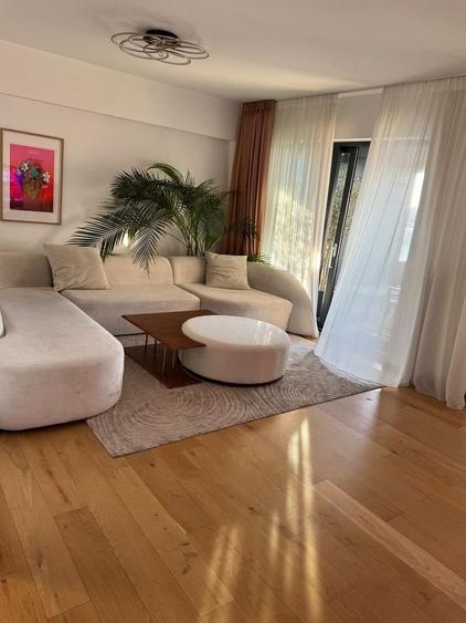 Apartament cu 3 camere decomandat, mobilat în Barbu Văcărescu