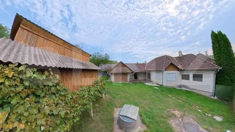 Casă individuală cu 4 camere cu Canalizare în Măgurele