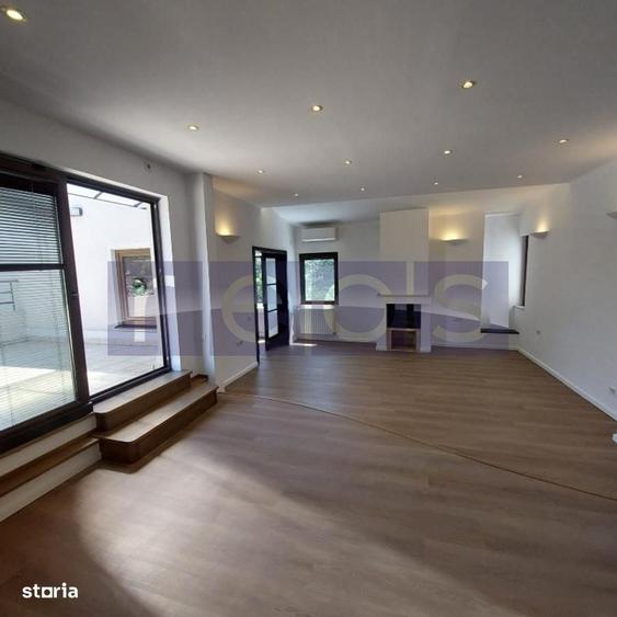Apartament cu 4 camere în Kiseleff
