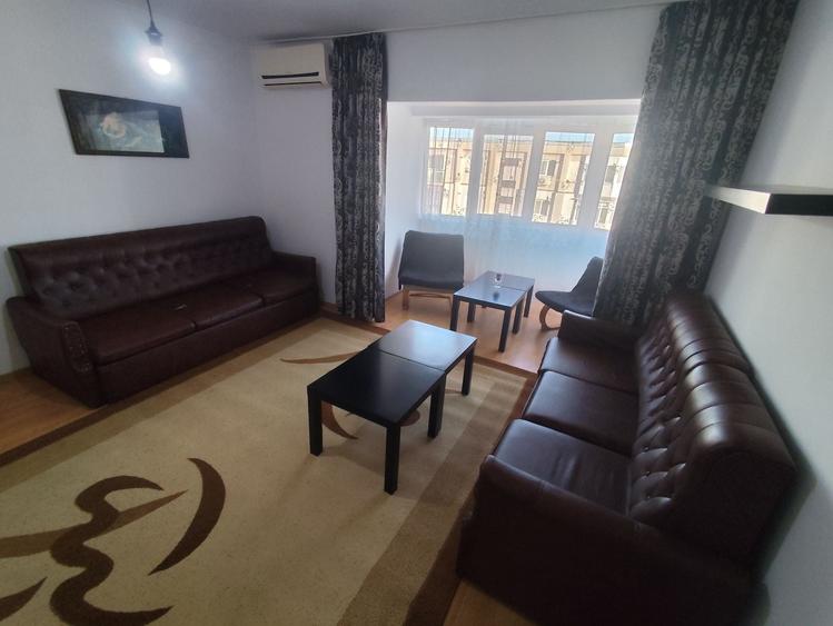 Apartament cu 3 camere decomandat în Uiasca