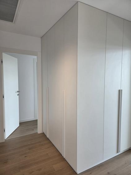 Apartament cu 3 camere decomandat în Floreasca