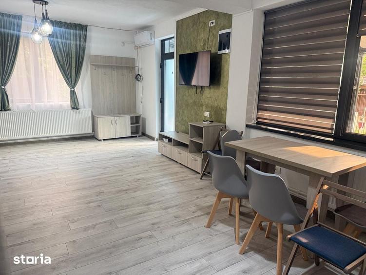 Apartament cu 3 camere în Răzvad