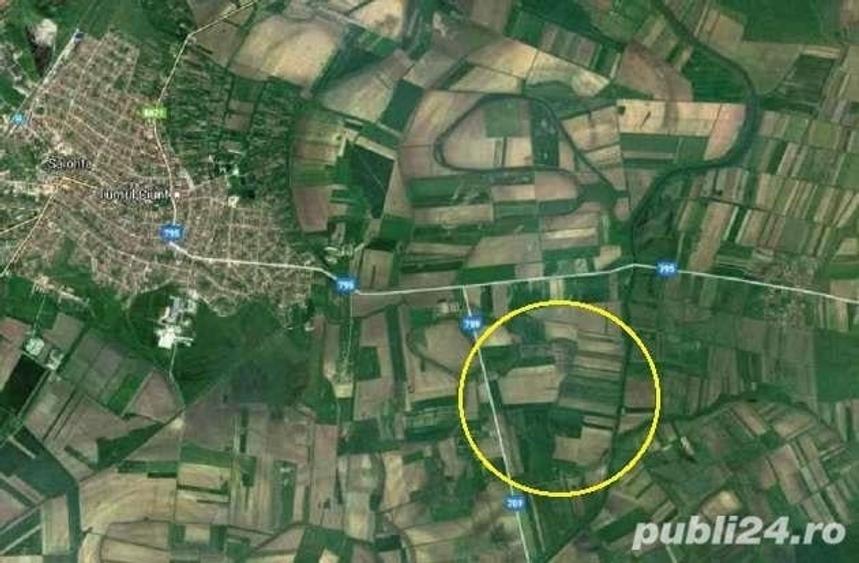 Teren de 5800 mp, în Central