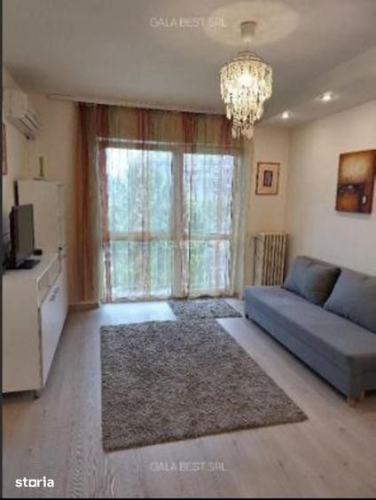 Apartament cu 2 camere în Centrul Civic