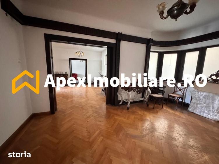 Apartament cu 3 camere decomandat în Centrul Civic