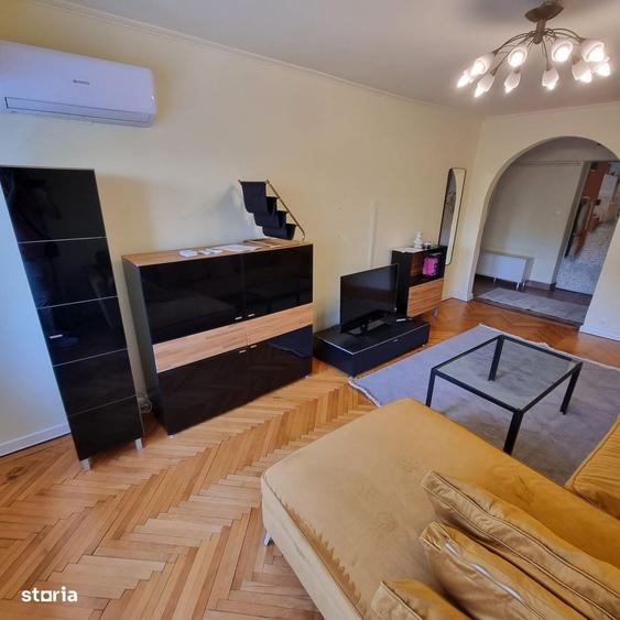 Apartament cu 2 camere decomandat în Unirii — fotografia 1