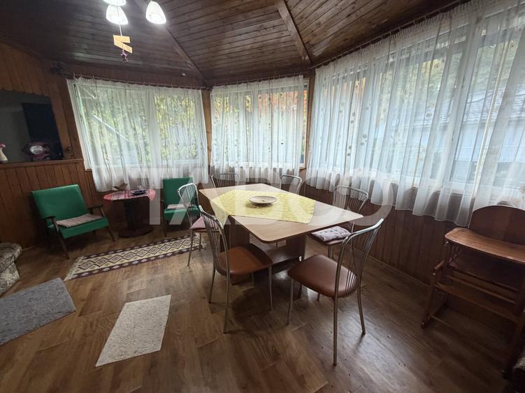 Casă individuală cu 5 camere cu Teren 500 Mp în Dejani