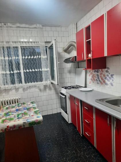 Apartament cu 2 camere în Teiul Doamnei