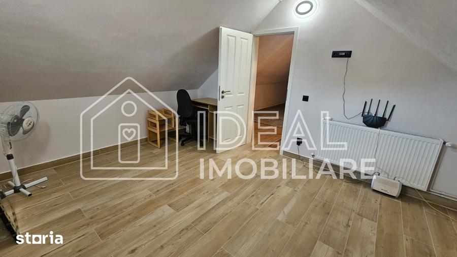 Casă cu 4 camere cu Teren 300 Mp în Lupeni