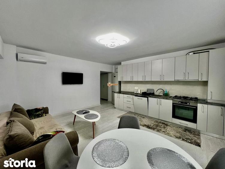 Apartament cu 3 camere decomandat, mobilat în Central