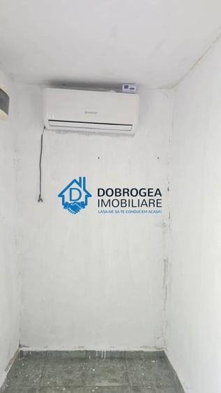 Casă individuală cu 3 camere cu Canalizare în C5