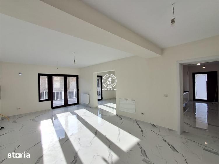 Casă cu 4 camere cu Teren 500 Mp în Lețcani