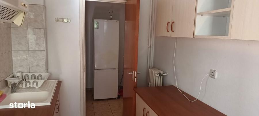 Apartament cu 2 camere decomandat în Titan
