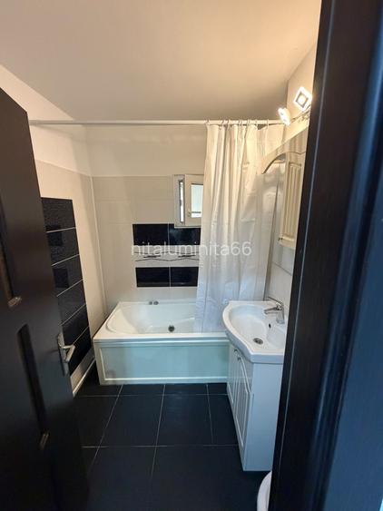 Apartament 2 camere de inchiriat Targoviste cartierul CFR