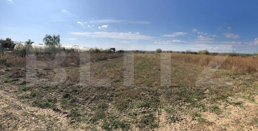Teren Construcții intravilan de 5825 mp, în Dragomirești