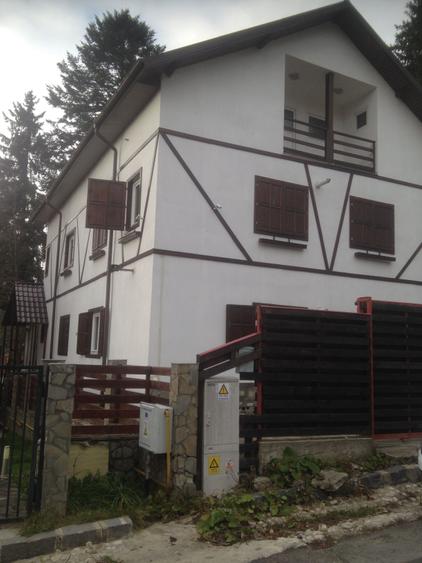 Casă cu 4 camere cu Teren 510 Mp în Central