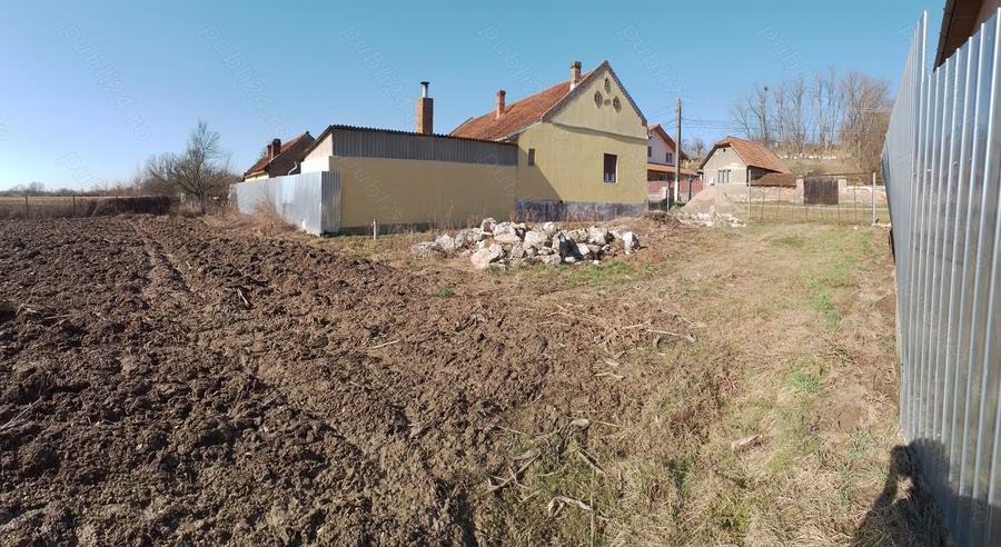 Teren de 6200 mp, în Temerești