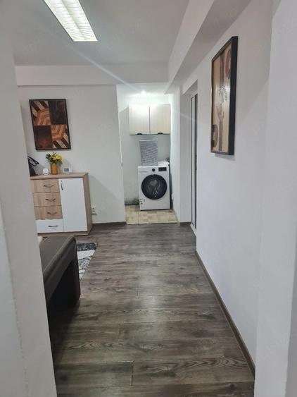 Apartament cu 2 camere semidecomandat în George Bacovia