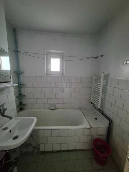 Apartament cu 2 camere decomandat în Valea Lupului
