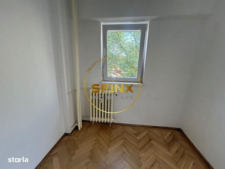 Apartament cu 4 camere în 1 Mai