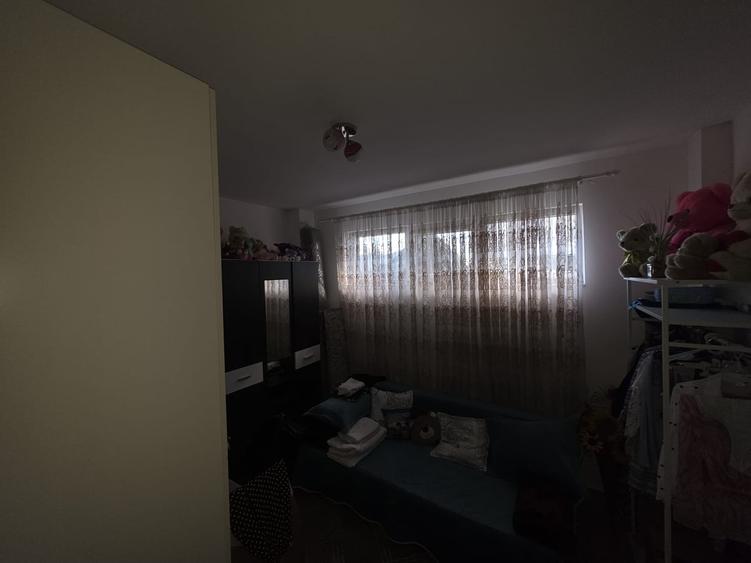 Garsonieră decomandată în Rahova
