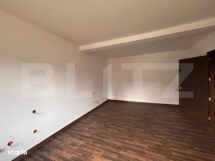 Casă cu 4 camere în Poiana Stampei
