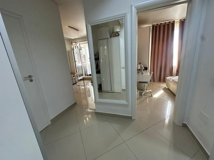 Apartament cu 2 camere semidecomandat în Chiajna